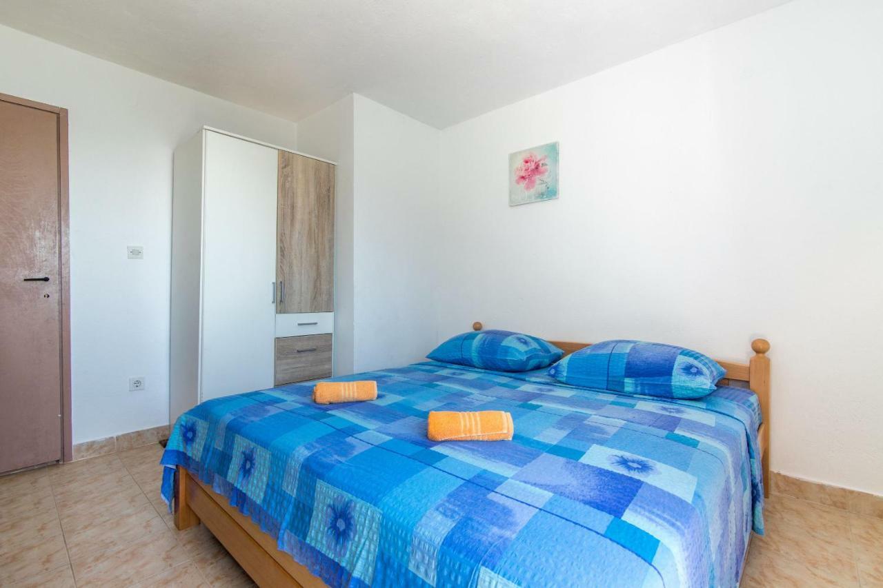 Apartments Robinzon Petar Gdinj Room photo