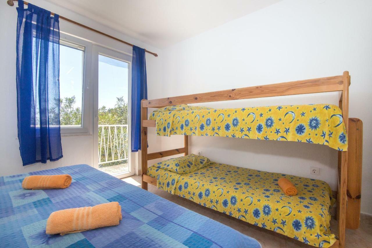 Apartments Robinzon Petar Gdinj Exterior photo